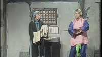 淮海戏经典剧目《马前泼水》，讲述朱买臣与崔氏悲欢离合故事，展现人性百态下载