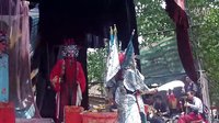 收岑朋