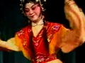 粤剧《春草闯堂》全剧 - 卢秋萍、崔玉梅主演，精彩剧情不容错过！下载