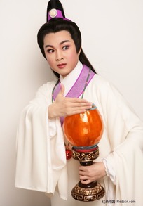 曲剧《说图认子》全场 - 马琪主演,精彩不容错过! 曲剧《说图认子》全场 - 马琪主演,精彩不容错过!