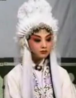 周仁献嫂