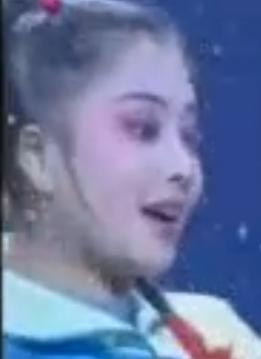 雪花飘 - 湖南花鼓戏经典小调,张也、王庆爽等明星倾情演绎,感受独特韵味! 雪花飘 - 湖南花鼓戏经典小调,张也、王庆爽等明星倾情演绎,感受独特韵味!