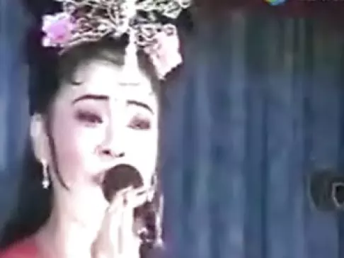 绝版二人转正戏《色皇欺君》全集下载，李鹏飞潘虹倾情演唱，经典不容错过