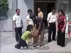恶媳妇跪婆婆