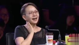 免费小品《家庭煮夫》在线观看，精彩剧情沉浸式体验，不容错过！
