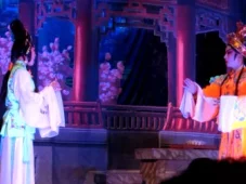 金锏打皇妃
