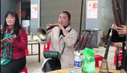 抬花轿
