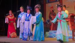 琼山琼剧团许秀菊倾情演绎琼剧全场,细腻表演传递真挚情感,不容错过的琼剧佳作 琼山琼剧团许秀菊倾情演绎琼剧全场,细腻表演传递真挚情感,不容错过的琼剧佳作