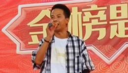 贵州山歌《爹妈养儿多辛苦》黄杰深情演唱,唱尽父母养育艰辛,唤醒孝亲之心 贵州山歌《爹妈养儿多辛苦》黄杰深情演唱,唱尽父母养育艰辛,唤醒孝亲之心