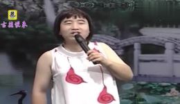 王小利反串二人转《泼妇骂街》搞笑表演,观众爆笑不止,速看! 王小利反串二人转《泼妇骂街》搞笑表演,观众爆笑不止,速看!