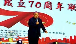 这一件莽龙袍真正可体