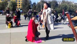 二人转《罗成算卦》全场高清下载,经典传统正戏不容错过 二人转《罗成算卦》全场高清下载,经典传统正戏不容错过