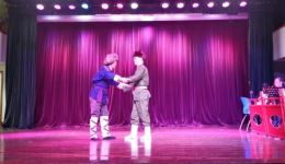 现代京剧样板戏《智取威虎山》选段MP3下载 - 邓诗祥精彩演绎 现代京剧样板戏《智取威虎山》选段MP3下载 - 邓诗祥精彩演绎