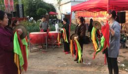 河南大型唢呐锣鼓《黄土高坡》经典演奏，唢呐独霸全场，震撼好听