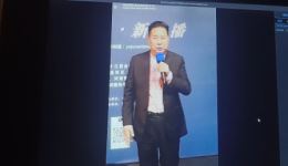 马二牛学剃头
