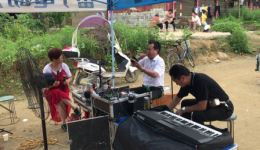河南曲剧《卷席筒》民间大师唢呐吹奏，经典选段百听不厌，速来下载聆听！
