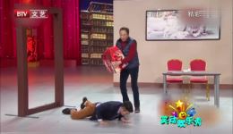 2015春晚小品《小棉袄》冯巩张小斐演绎温情父女情，高晓攀尤宪超爆笑助阵，全场感动！下载
