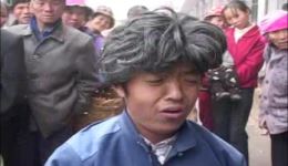云南山歌剧《矮人流浪疯神记》上集MP4视频下载 - 正版高清戏曲资源