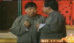 马季经典相声《人浮于事》讽刺占着茅坑不拉屎现象,精彩演绎在线观看下载 马季经典相声《人浮于事》讽刺占着茅坑不拉屎现象,精彩演绎在线观看下载