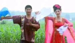二人转小帽《月牙五更》黑三周影演唱视频mp4下载-正版戏曲资源下载