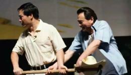 曲剧《飘扬的红丝带》全剧在线观看，李亚军刘艳丽主演，艾滋病题材现代戏免费下载下载