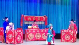 京剧《玉堂春》会审片段下载，方建中朱振来精彩演绎，经典戏曲资源速取下载