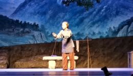 吕剧《西海地下医院》第三至七场烟台市吕剧院演出,胶东红色战地传奇震撼呈现 吕剧《西海地下医院》第三至七场烟台市吕剧院演出,胶东红色战地传奇震撼呈现