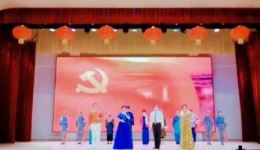 没有共产党就没有新中国