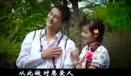 云南山歌《太阳出来照全城》李赛萍何杨省深情对唱，领略地道民族风情