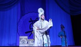 上党落子《杨七娘》哭灵选段郭明娥、王改梅经典演绎,悲恸唱腔直击人心 上党落子《杨七娘》哭灵选段郭明娥、王改梅经典演绎,悲恸唱腔直击人心