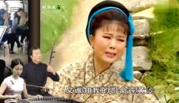 黄梅戏《柳凤英修书》选段柳凤英哭坟,连哭带唱,感人泪下,经典戏曲在线下载 黄梅戏《柳凤英修书》选段柳凤英哭坟,连哭带唱,感人泪下,经典戏曲在线下载