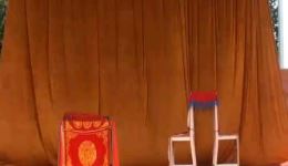 黄梅戏《女驸马》全剧高清下载，严凤英经典演绎，完整版在线观看