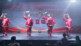 祁太秧歌晋城合唱团文体宫消夏晚会第二场演出，传统剧种精彩演绎不容错过