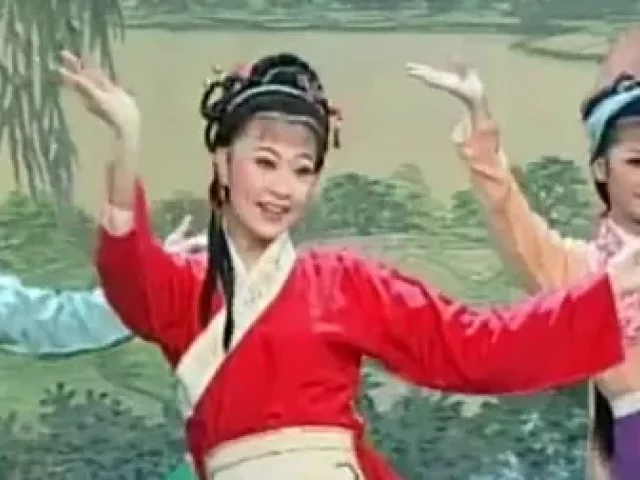 黄梅戏《游龍戏凤》全集下载 - 经典戏曲资源在线观看