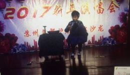 为奴隶的母亲，补衣裳