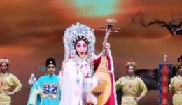 粤剧红腔经典《昭君出塞》郭凤女苏春梅琼霞等主演，领略昭君出塞和亲的动人故事