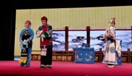 经典京剧《铁弓缘》全剧下载 - 关肃霜主演高清资源，传统名剧在线观看