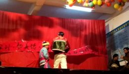 高岩侗戏