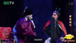 赠袍跪门