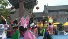 安顺地戏汇演领略明代傩戏遗风,感受屯堡非遗下载 安顺地戏汇演领略明代傩戏遗风,感受屯堡非遗下载