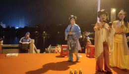 花鼓戏《赶子上川》在线观看与下载 - 经典湖南地方戏曲资源 花鼓戏《赶子上川》在线观看与下载 - 经典湖南地方戏曲资源