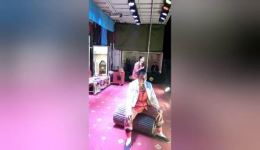光棍汉与外来妹
