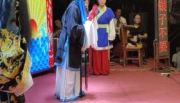 荆州花鼓戏《秦香莲》裴再秀演唱片段下载,经典唱腔在线获取 荆州花鼓戏《秦香莲》裴再秀演唱片段下载,经典唱腔在线获取