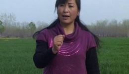三个俏妇爱大款