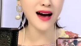 二人转《忆苦思甜》周颖演唱戏曲视频mp4下载，经典二人转忆苦思甜资源速取
