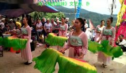 花灯戏《情缘姐妹》文艺队演出资源,传统戏曲在线下载,感受民间艺术魅力 花灯戏《情缘姐妹》文艺队演出资源,传统戏曲在线下载,感受民间艺术魅力