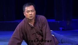 李昆