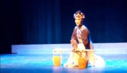 宁海平调《阴阳河》吕娅娜倾情演绎,高难度绝技精彩呈现,传统戏曲魅力十足 宁海平调《阴阳河》吕娅娜倾情演绎,高难度绝技精彩呈现,传统戏曲魅力十足