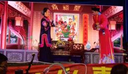 甬剧《半把剪刀》嵩江越剧团演出经典剧目汇聚实力演员，带来震撼戏曲视听盛宴下载
