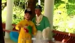 赣南采茶戏《莲妹看干哥》在线观看,高清戏曲资源免费下载 赣南采茶戏《莲妹看干哥》在线观看,高清戏曲资源免费下载